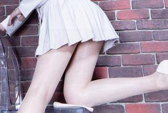 Beautyleg – Morning最新吊带分享：生活的细节，被阳光温暖包裹着。