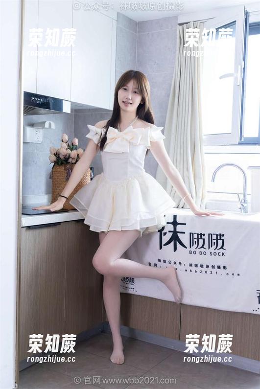 BoBoSocks袜啵啵-小甜豆 BoBoSocks袜啵啵 - 小甜豆的薄白丝(脚尖加固)更新来啦,花絮版简直让人心动不已!