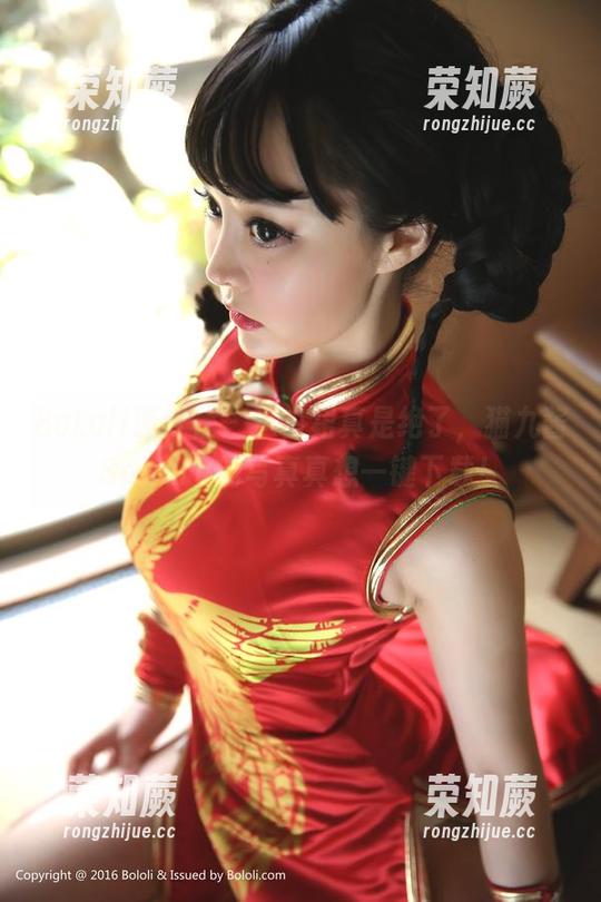 BoLoli菠萝社-猫九酱Sakura BoLoli菠萝社 - 这白裙真是绝了,猫九酱Sakura的写真真想一键下载!