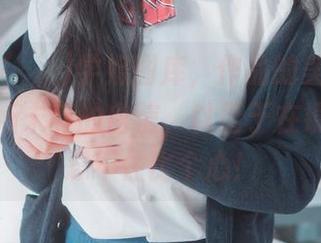 Hizzy(히지)学姐图库，作品的美感让我感到前所未有的自信，以至于在镜子前也忍不住比个心！