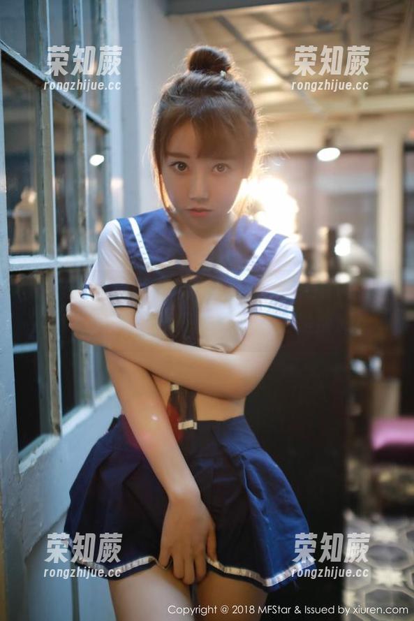 MFStar模范学院-NaNa_baby MFStar模范学院 - NaNa_baby的网袜高清写真–不只是视觉,更是情感!