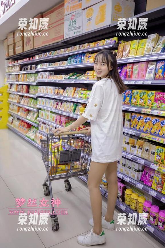 MSLASS梦丝女神-雪馨 MSLASS梦丝女神 - 探秘雪馨的清新丝袜美:让福利图集带你飞!