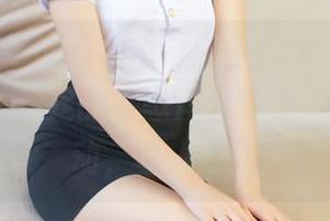 QingDouKe青豆客 – 岑苑之barbiebaby私拍：裸足的姿态洋溢着无拘无束的灵动，令人心动