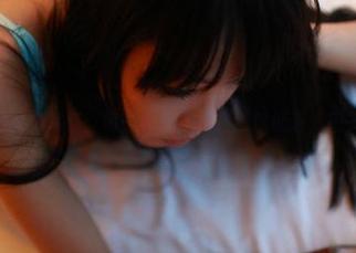 ROSI的礼服写真：每一件都像是在跟你低语，想一起吗？