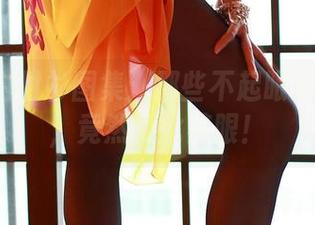 ROSI白衬衫图集：那些不起眼的小细节，竟然如此养眼！