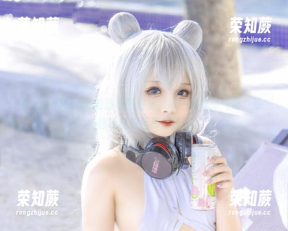 SayoMomo 在SayoMomo的旅拍图包里,每一张都是气息,每一处都让我想起那年夏天。