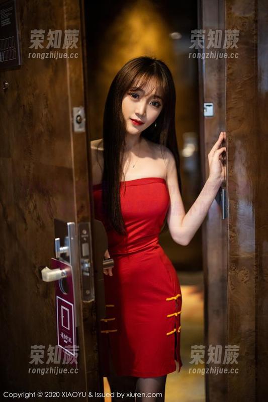XIAOYU语画界 - 乔漫妮mina旅途中那些私拍图包，像是随意撇下的梦