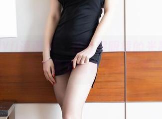 XIAOYU语画界 – 程程程眼镜的光影舞蹈，写真集里藏着的夏日梦