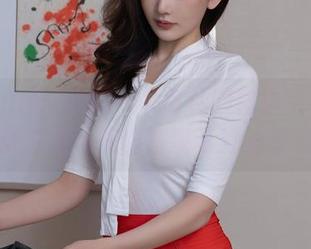 Xiuren秀人网 – UU酱礼服精选：有没有觉得光线也在偷偷议论她的姿态？