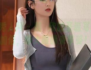 Xiuren秀人网 – 戴渃欣的圣诞写真：福利加倍，睁大眼睛来享受！