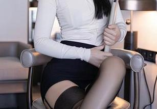 Xiuren秀人网 – 美图分享：林子欣在教室的资源小天地！