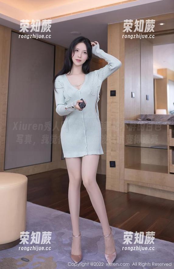 Xiuren秀人网-菲菲吃不胖 Xiuren秀人网 - 跟着菲菲吃不胖的白色写真,我觉得生活也应该试试变得透亮