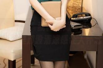 YouMi尤蜜荟 – 就喜欢刘钰儿的夏日全套：原图里那股清凉感让人怀念。