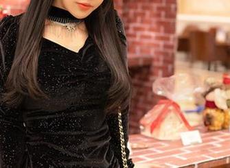 YouMi尤蜜荟 – 菲儿beauty黑丝写真合集：不再矜持，只有疯狂的视觉冲击！