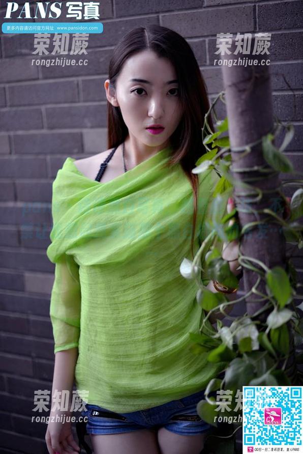pans-诗诗 pans - 诗诗黑白写真:越看越有味,不禁让我想起我家猫那个黑白相间的毛发……
