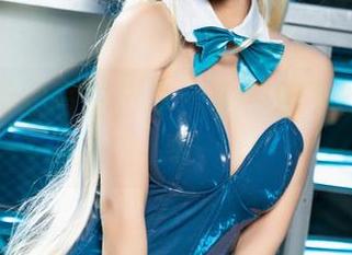 三无人型的写真分享：水手服下的黑丝诱惑