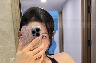 微密圈 – 随时在线！不爱笑的赛琳的渔网黑丝图集更新，等你来欣赏！