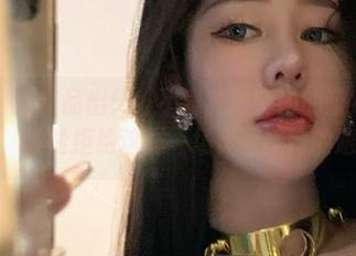 微密圈 – 新作品出炉！不爱笑的赛琳的蓝色蕾丝包臀裙，谁能拒绝这样一场夏日梦幻的邂逅？