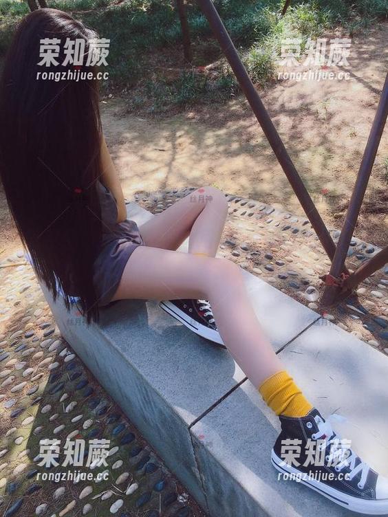 丝月神 微密圈 - 在海边,丝月神的高清作品直接引爆了我的‘想去海滩’欲望!
