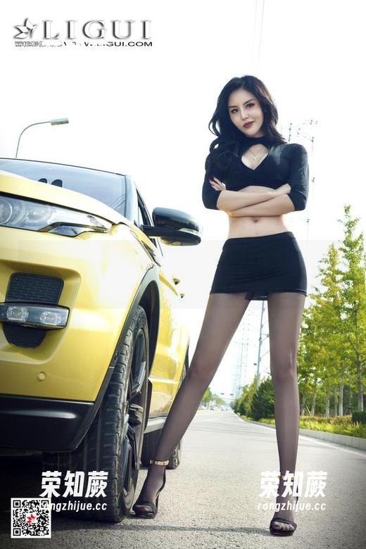 丽柜-兔子 丽柜 - 兔子双生花:美图下载也能让闺蜜之间更亲密哦!