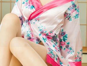 丽柜 – 小爽女友私拍合集：美丽与幽默齐飞，双管齐下！