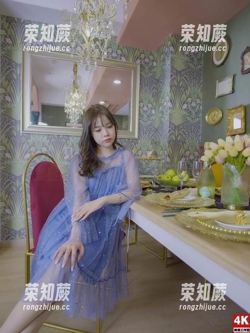丽柜-露露 丽柜 - 露露又来了!美腿图片更新,这波美腿福利让人捧心脏,快来围观!