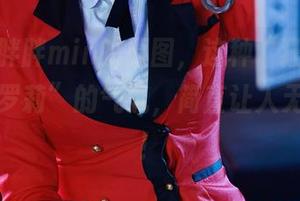 欣赏兔胖胖min的原图，这种“狂赌之渊桃喰绮罗莉”的气氛，简直让人无法自拔！