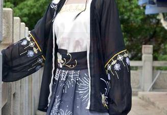 初夏女神 – 中华厨娘双双：高清写真带你吃遍美食！