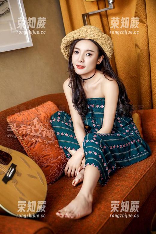 头条女神 - 更新！Coco在海边的最新写真，谁说沙子不要在腋下了？