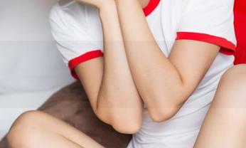 头条女神 – 莫小希天台特辑：全套图包中藏着你的快乐源泉！