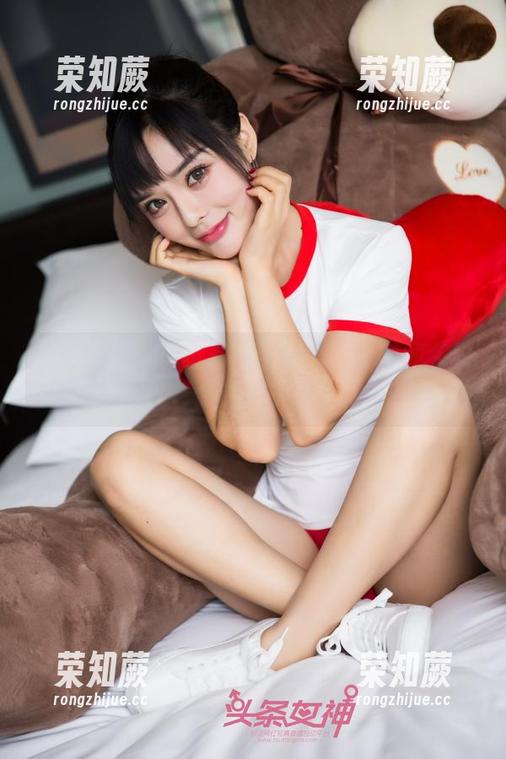 头条女神-莫小希 头条女神 - 莫小希天台特辑:全套图包中藏着你的快乐源泉!