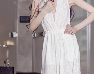 头条女神 – 蔡楠的体操服写真：定制的每一针都在挑战地心引力！