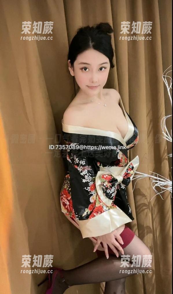奶雯 微密圈 - 一口气看完奶雯的御姐图集,你一定会爱上这美好瞬间