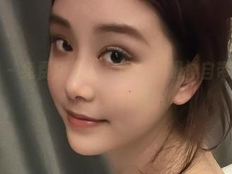 微密圈 – 免费奶雯美足照片，眼神自带滤镜，心动无极限！