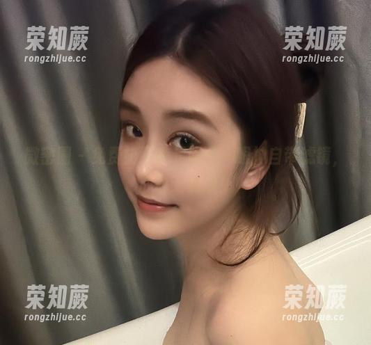 奶雯 微密圈 - 免费奶雯美足照片,眼神自带滤镜,心动无极限!