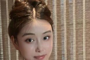 微密圈 – 不想出门的你，奶雯高清泳衣图包带你走进夏天！