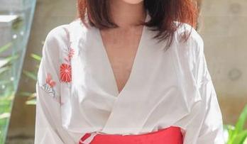 姜仁卿(강인경)Ins独特Cos合集：看到她的每一张，我都有点想试图模仿，但…我知道自己不行！