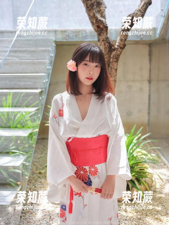 姜仁卿(강인경)Ins独特Cos合集：看到她的每一张，我都有点想试图模仿，但…我知道自己不行！