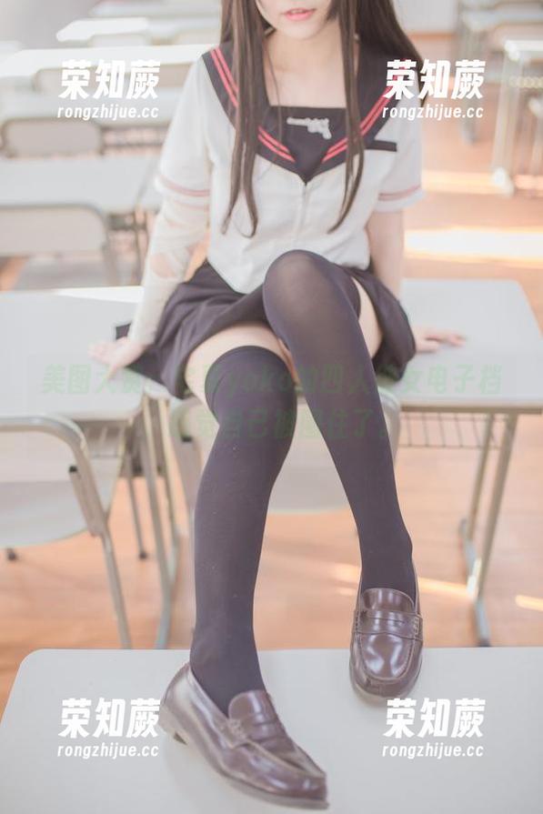 宅夏yoko 美图大赏:宅夏yoko的四人彼女电子档,感觉自己被圈住了。