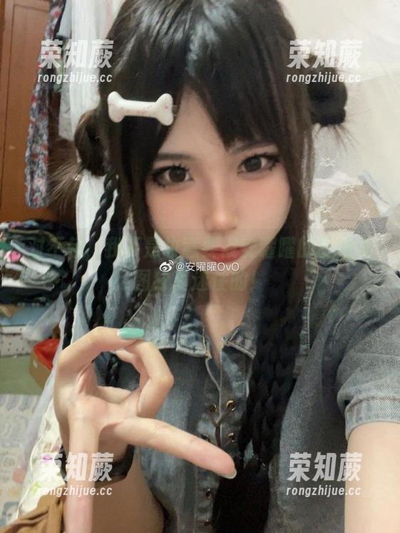 安曜曜 对不起,我不是故意要被安曜曜的厨娘美图分享迷住的!