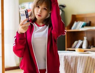 高清界的比基尼女王：小仓千代w图册让人忍不住戳戳屏幕！