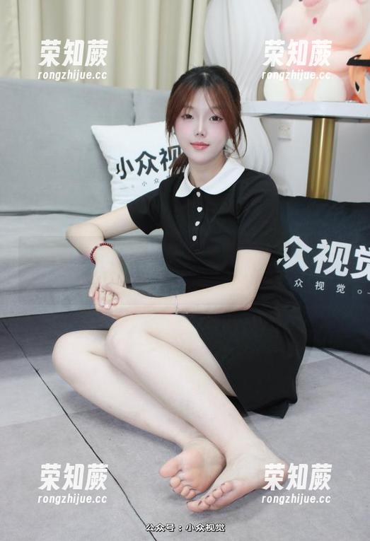 小众视觉 - 在高清壁纸中追逐短裤风：小苏菲教你如何时髦度夏！