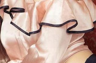 尤果网 – 谁说水手服只适合海洋？露儿的私拍合集带你上天际！