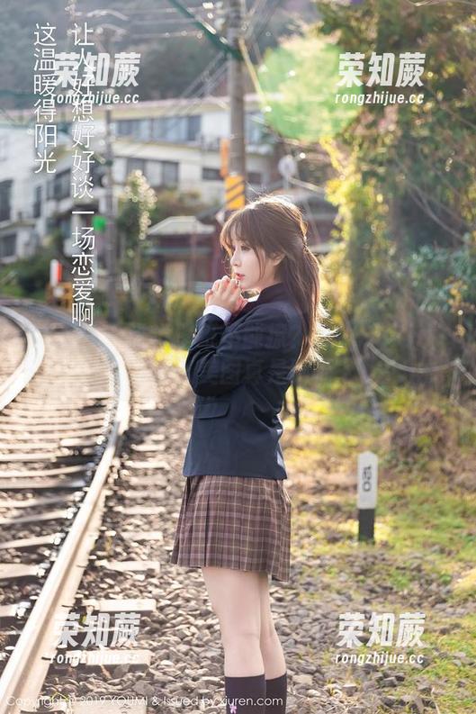 尤蜜荟-思淇Sukiiii 尤蜜荟 - 谁说壁纸不能撩?思淇Sukiiii的JK美图真是眼福
