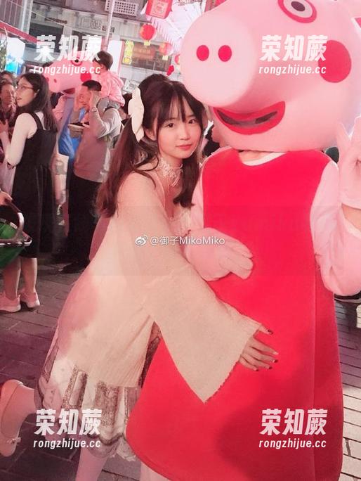 发现在线写真新大陆：御子Yumiko的JK风格，谁能抵挡？