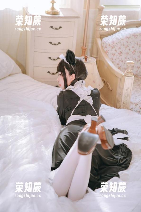 日奈娇 让光影跳舞:日奈娇万圣节小恶魔的原图曝光,心跳加速!