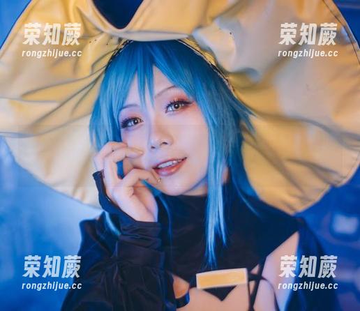 看！末夜787水手服的最新系列，光线里藏着的暗示