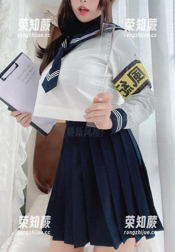 杏子夫人 你也来看看!杏子夫人吊带写真,下载解锁新风格!