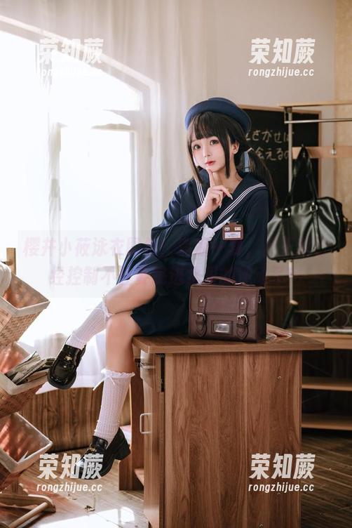 樱井小莜 樱井小莜泳衣图包:清凉一夏,反正我已经控制不住要跳进水里的冲动了!