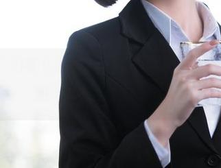 汪知子和她的尼禄花嫁美图，下载界的“宠儿”！
